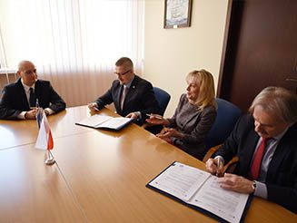 WSPÓLNY PROJEKT H.CEGIELSKI-POZNAŃ S.A. I FIRMY DGA